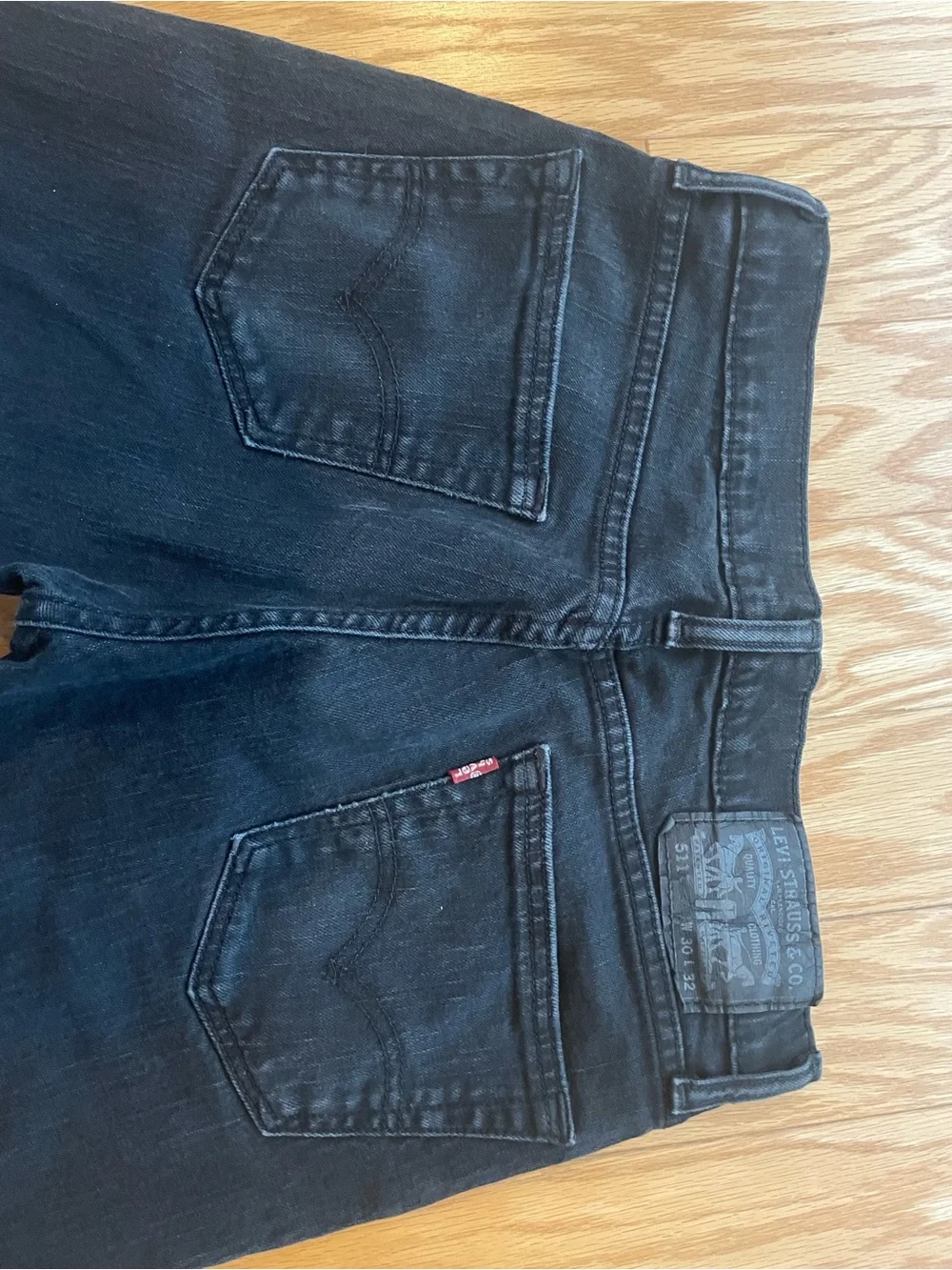 Levi’s Men’s 511 Black Denim Jeans 30x32 Slim Fit
